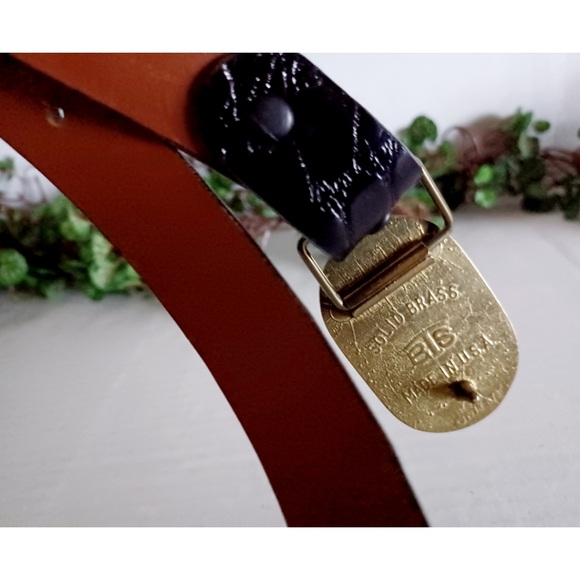 Genuine Alligator Leather Solid Brass Buckle Belt - Black - Picture 5 of 16